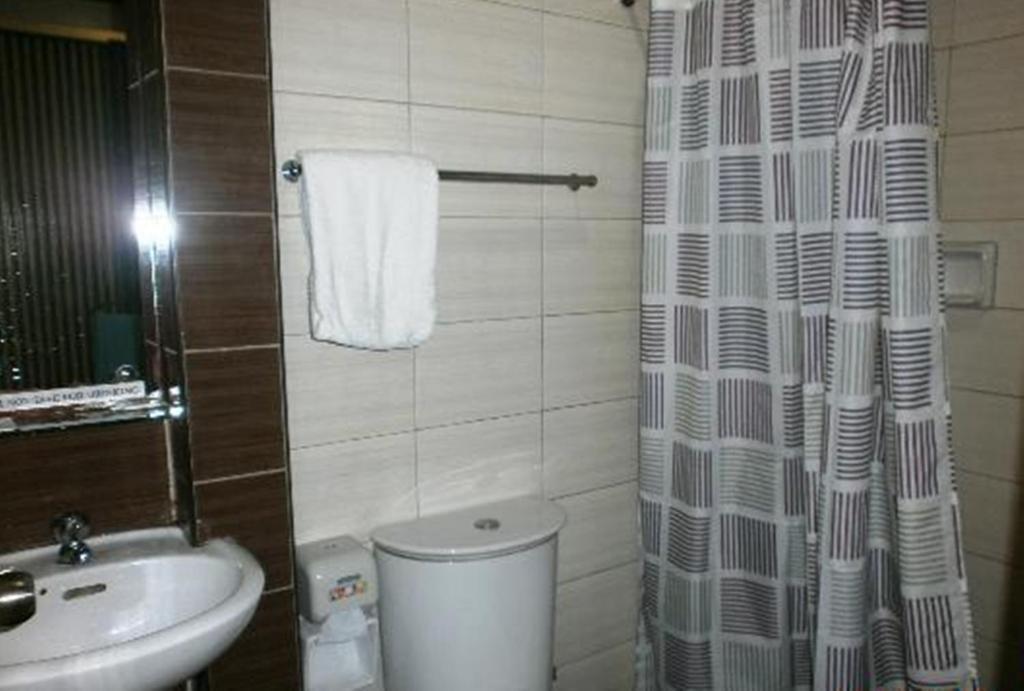 Riverside Inn Babuy Pokoj fotografie